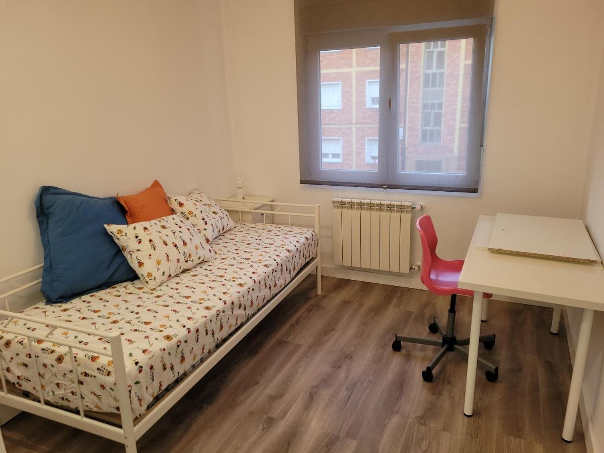 Apartamento con encanto Aviles Bagian luar foto